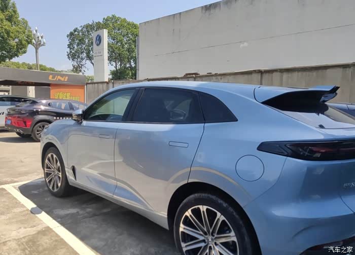 【图】两种蓝色的unik:碧空蓝和丹青蓝_长安uni-k论坛_汽车之家论坛