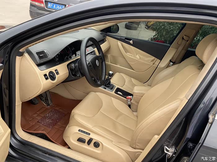 13年的老迈腾手动18t全车原漆