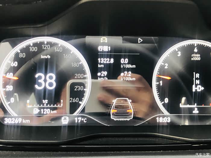 领克02 2.0t大家油耗一般多少?谢谢