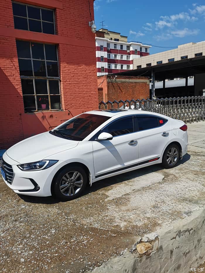 17年现代领动出售