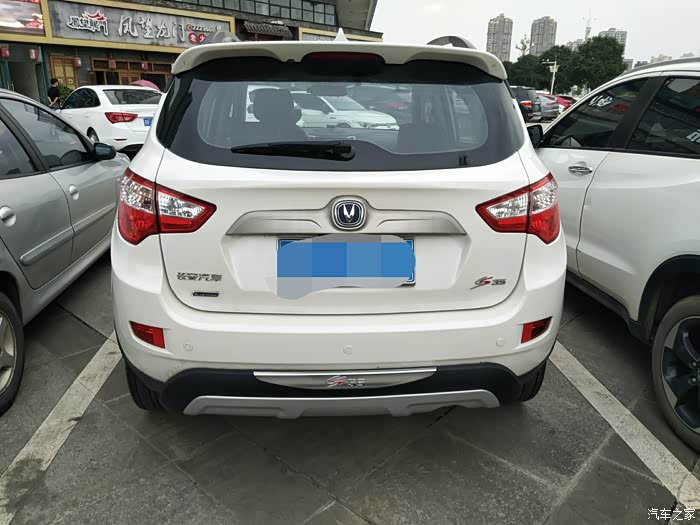 【图】白色的cs35永远都是那么饱满有型_长安cs35论坛_汽车之家论坛