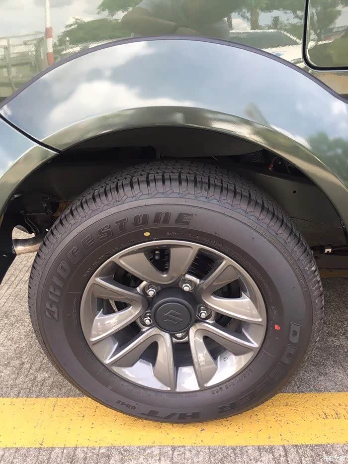 有卖吉姆尼原装轮胎吗