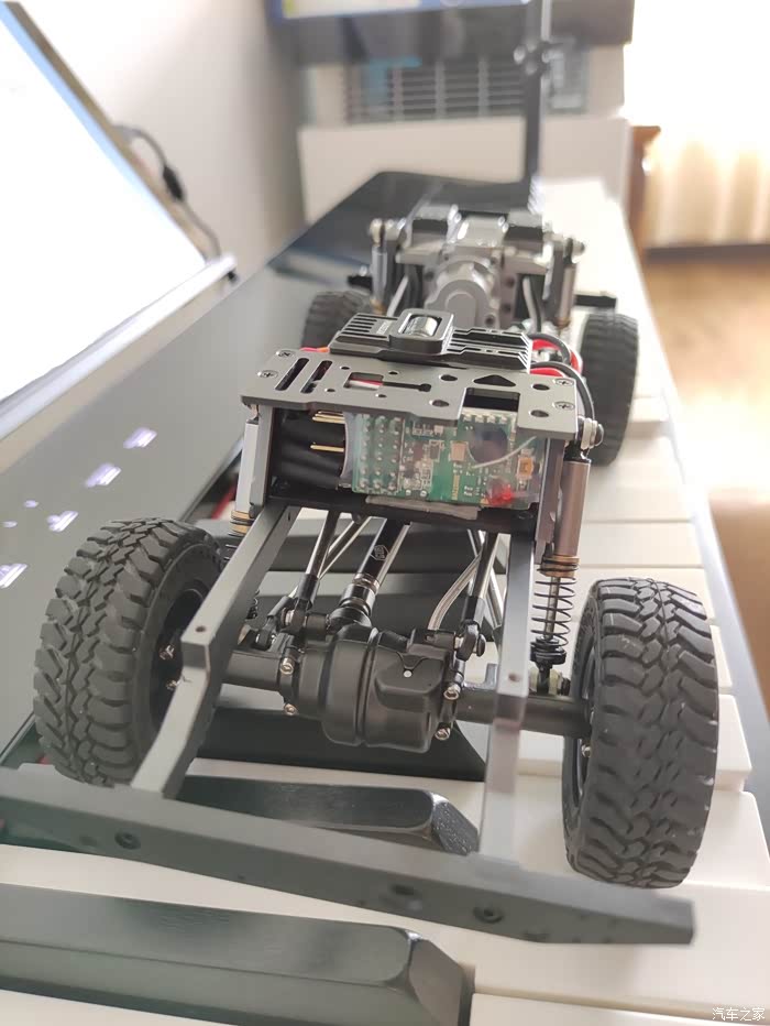 七夕我和它的故事大朋友的小玩具组装两台攀爬车模型