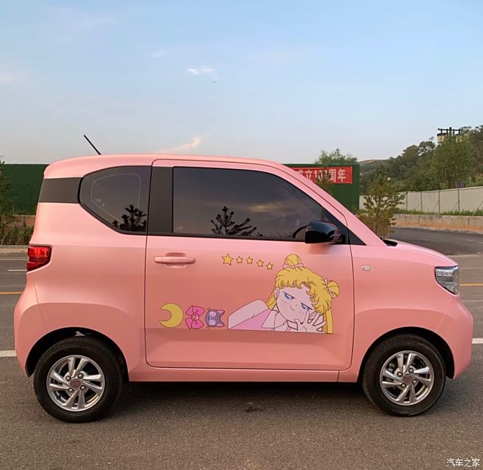 五菱宏光mini版粉色图片