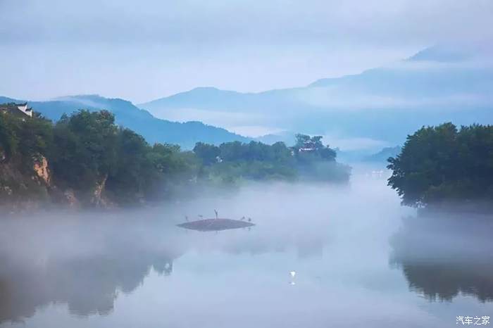 桃花潭水深千尺,不及汪倫送我情