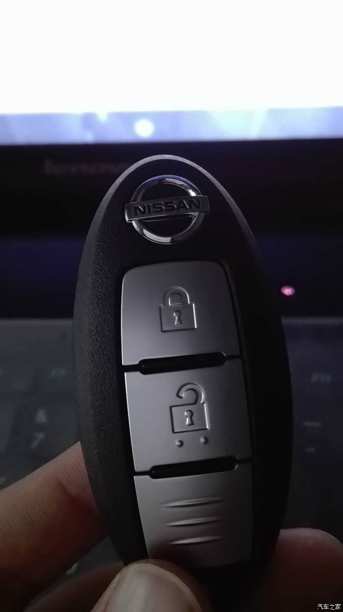 逍客白色豪华终于提车.