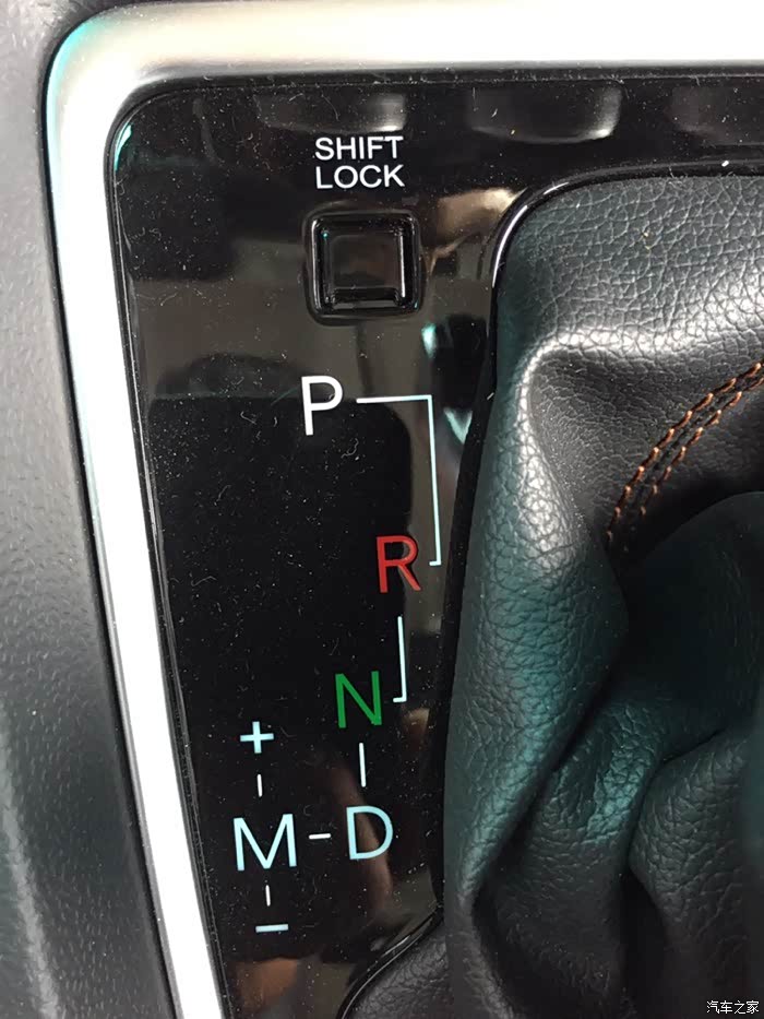 bj40l有没有中差和后差什么类型的差速锁