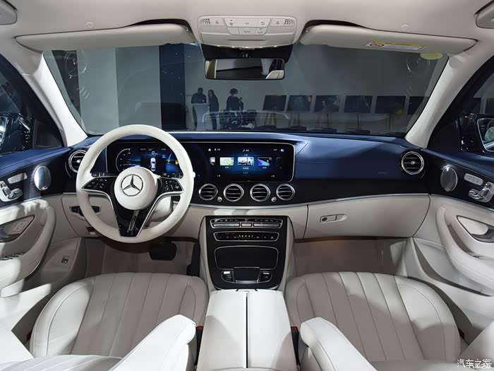 【图】谁有运动款,蓝白配色的实图,麻烦发一个_奔驰e级论坛_汽车之家