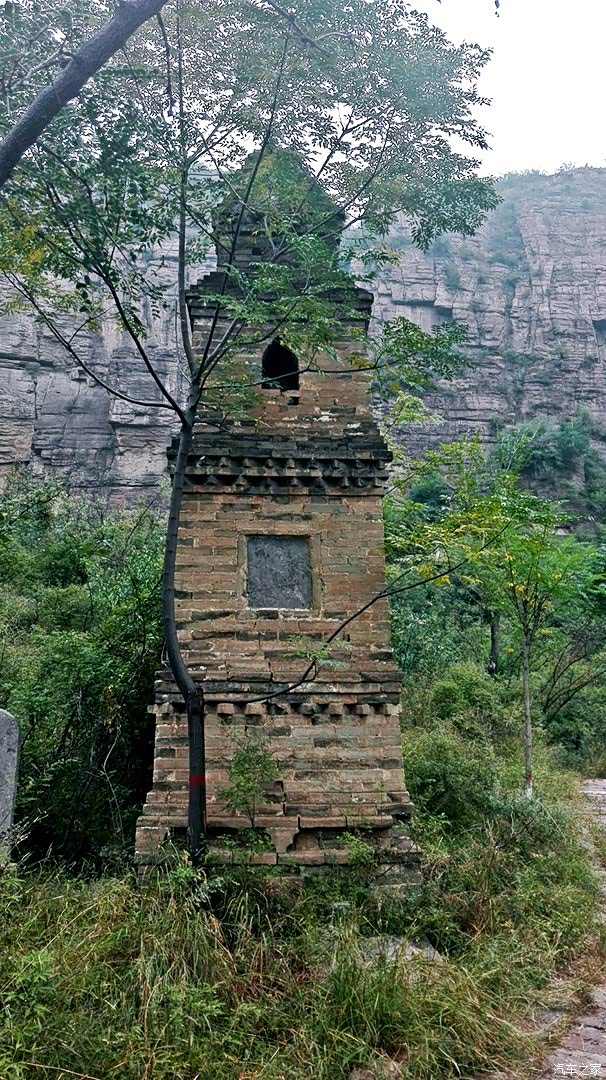 云台山之百家岩寺塔三
