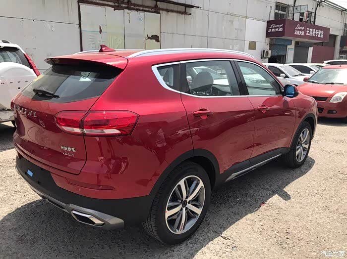 858 | 回复: 13 哈弗h6论坛 哪位车友提的是红色 新h6 拍个照片呗!