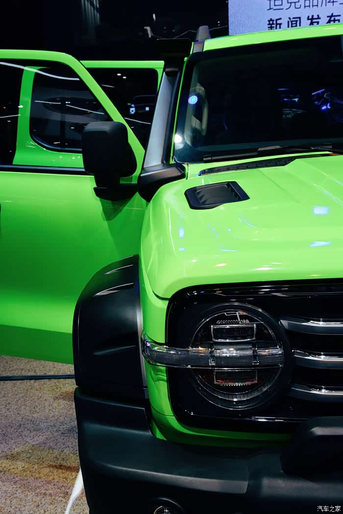 坦克300绿色无比的好看听说卖的非常火爆