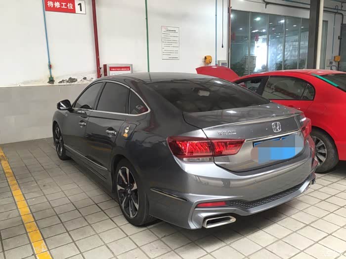 有钛金银的颜色,发几张正常情况下的照片.