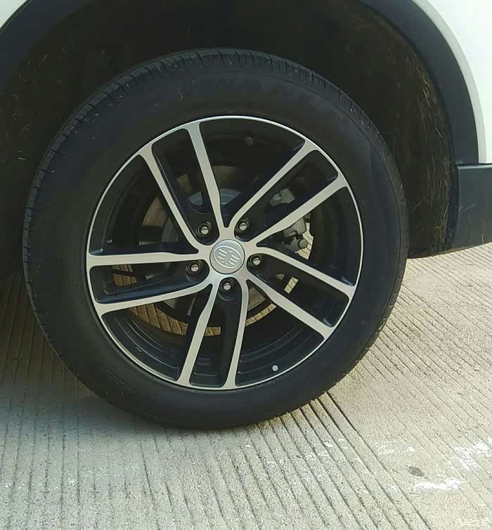 小4的到来中国一汽奔腾x40