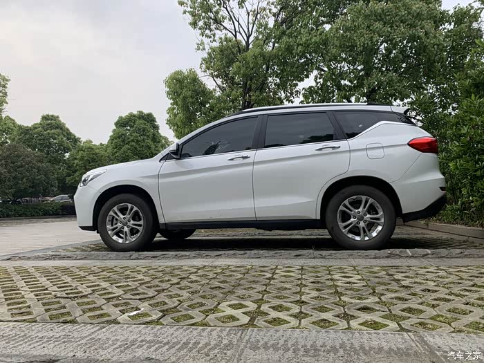 18款m6三年了,品质值得信赖.