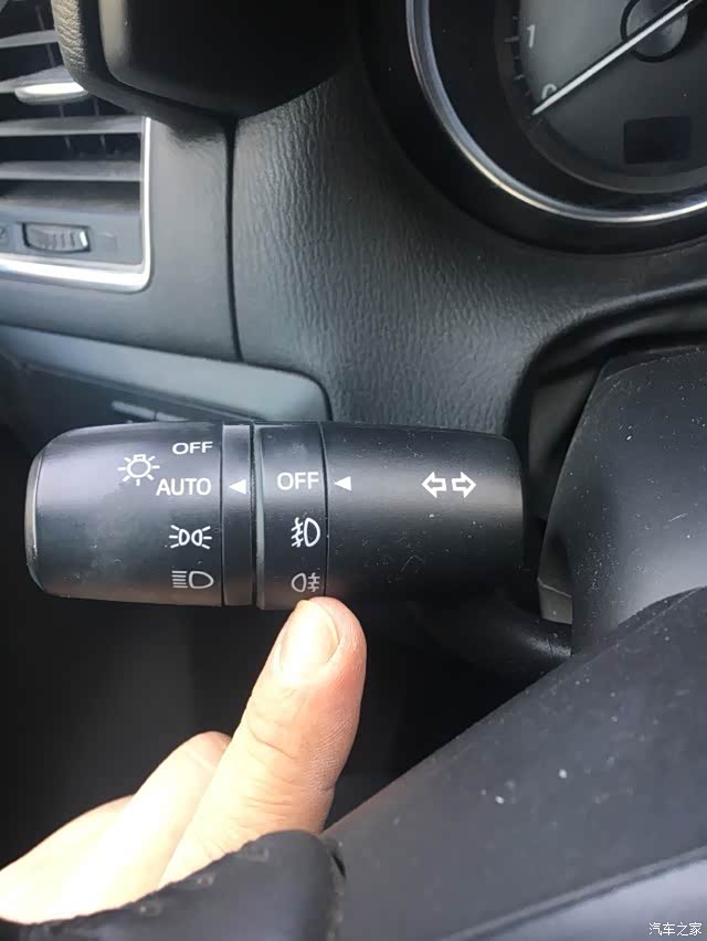 昂克赛拉的雾灯在哪里