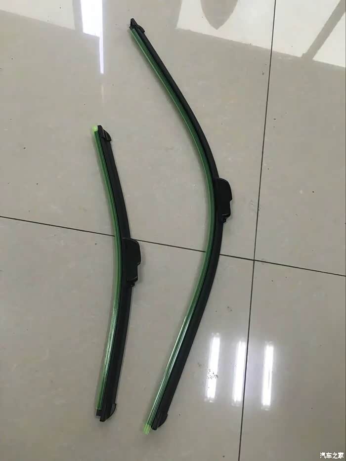 自己动手更换雨刮器胶条