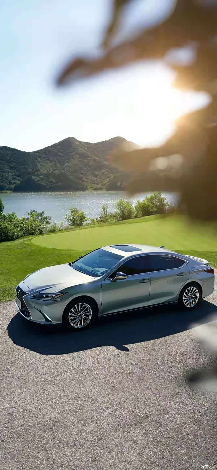 新雷克萨斯es壁纸