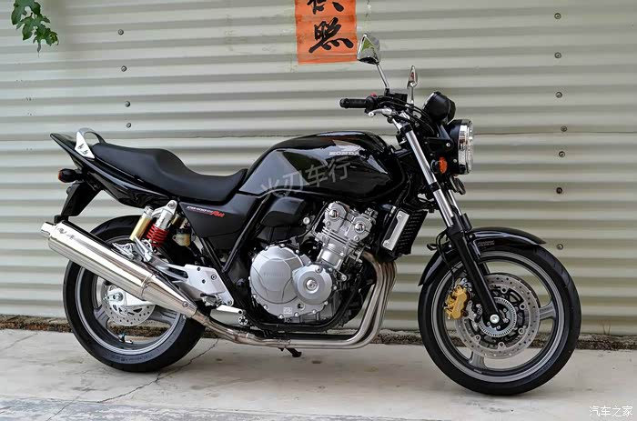 黑色2008年本田cb400abs很漂亮