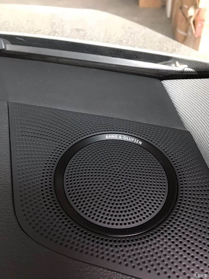 【图】q5升级仪表台的bo喇叭和加a柱高音喇叭_奥迪q5/q5l论坛_汽车之