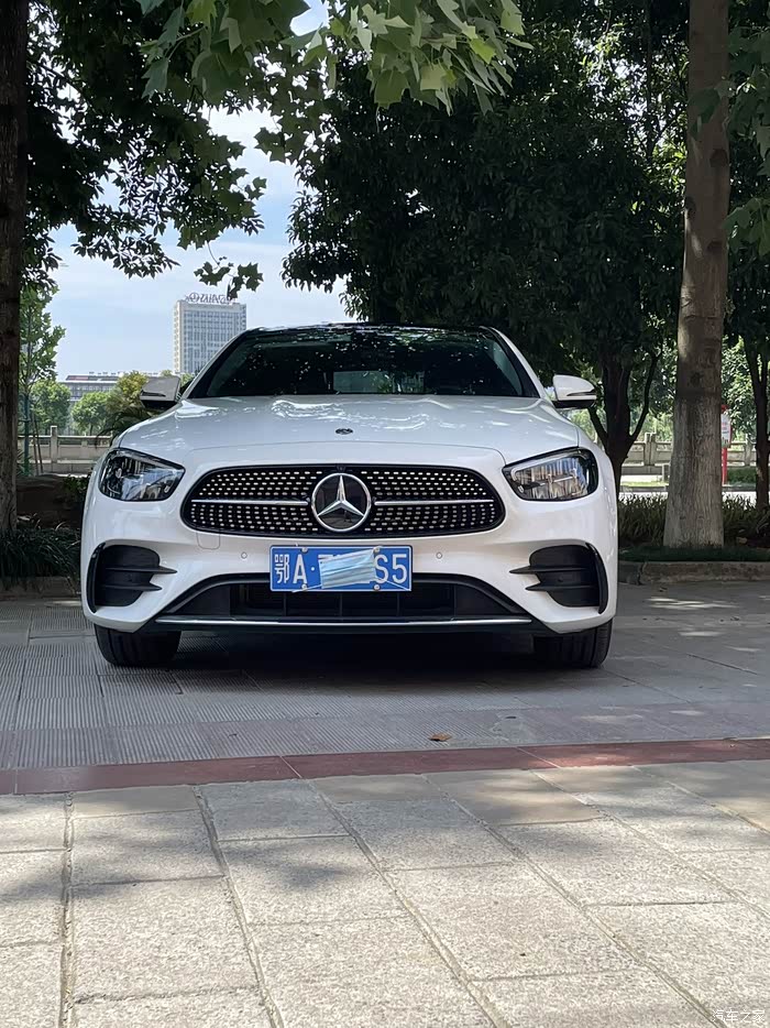 e300运动时尚白色提车半年感受