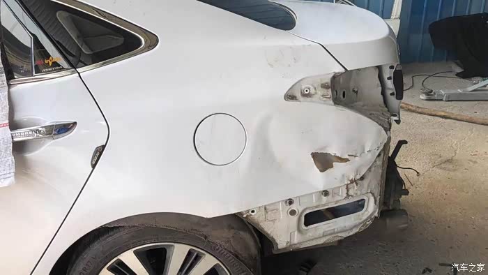 【图】第一次被追尾_名图论坛_汽车之家论坛