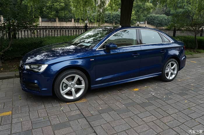 【图】三厢a3 45tfsi斯科巴蓝提车_奥迪a3论坛_汽车之家论坛