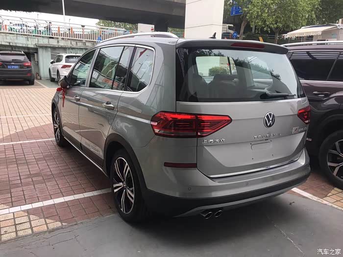 4月24号到店提2021款途安l拓界豪华版