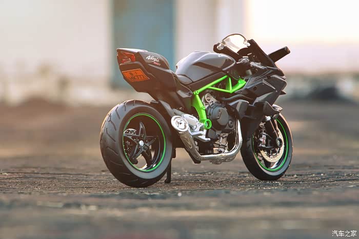 卡卡pai车模地表最强摩托车川崎h2r重机车