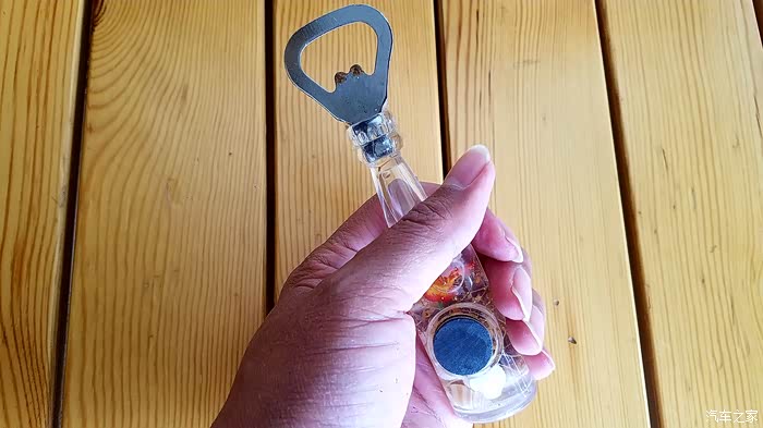 为啥买----非常小器开瓶器