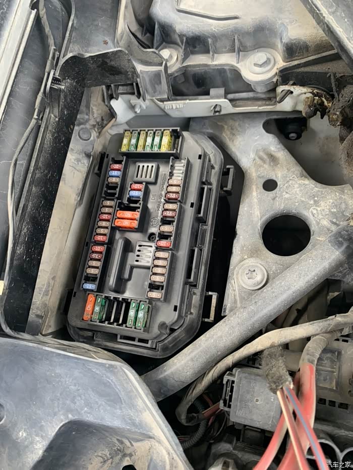 【图】13款118i保险盒图解_宝马1系论坛_汽车之家论坛