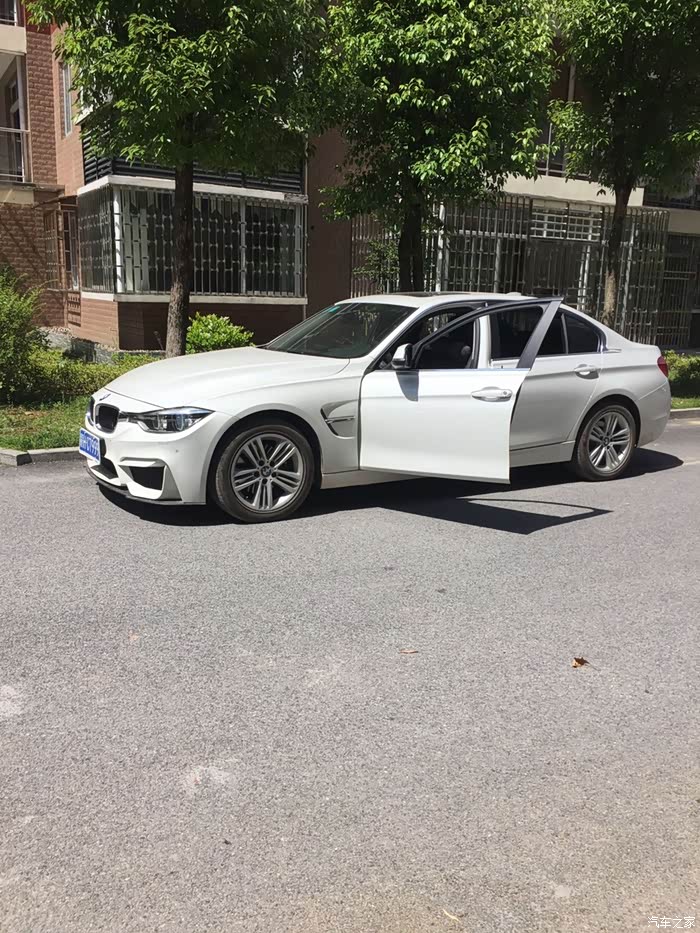 出16款宝马三系320li