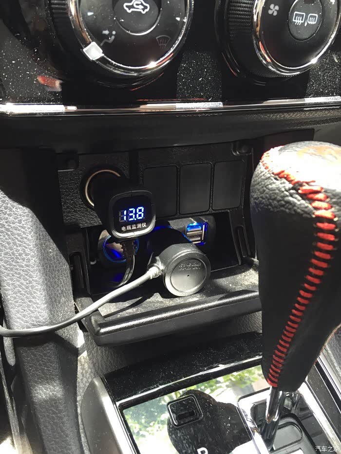 卡罗拉点烟器接口到底插哪个功能比较好