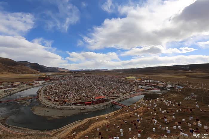 川西秘境里的最大觉母寺