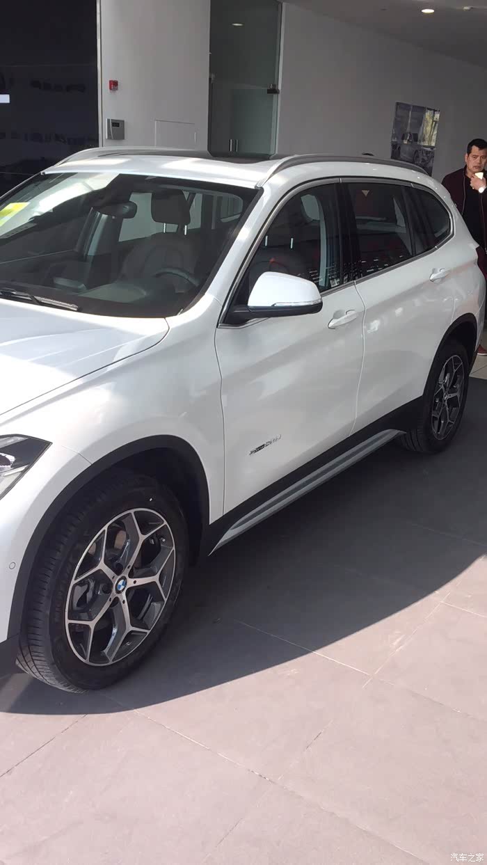 【图】矿石白摩卡内配什么颜色脚垫_宝马x1论坛_汽车之家论坛