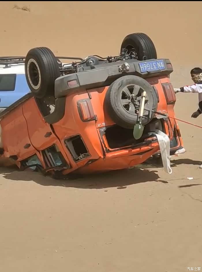 探寻坦克翻车事件真相和拴安全带的重要性以及长城汽车的安全标准