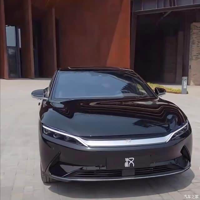 强大中国车比亚迪汉设计风格超出你们的眼球