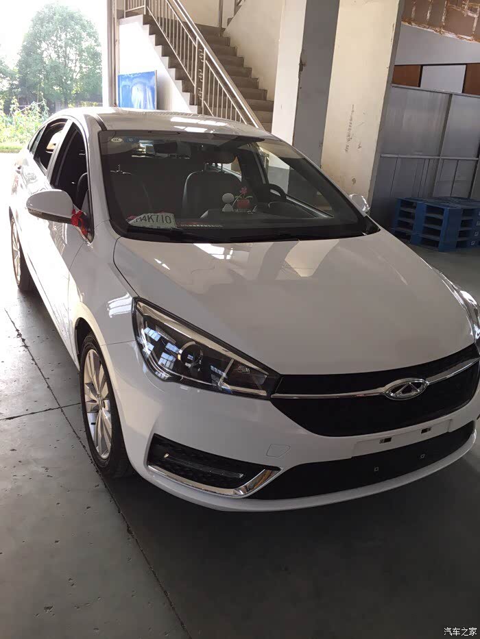 艾瑞泽5白色车漆问题