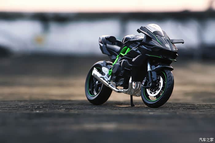 卡卡pai车模地表最强摩托车川崎h2r重机车