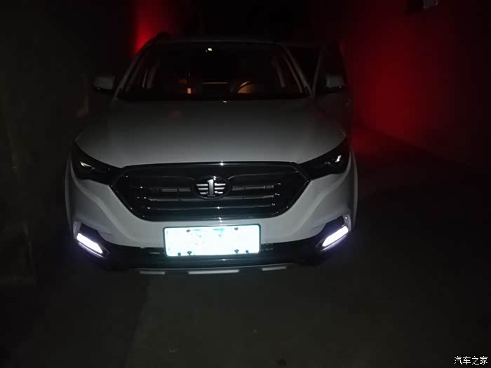 奔腾x40手豪能加前雾灯吗