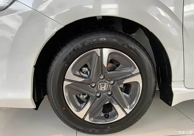 【秋风送爽秀生活】实拍本田享域,典型的居家风格