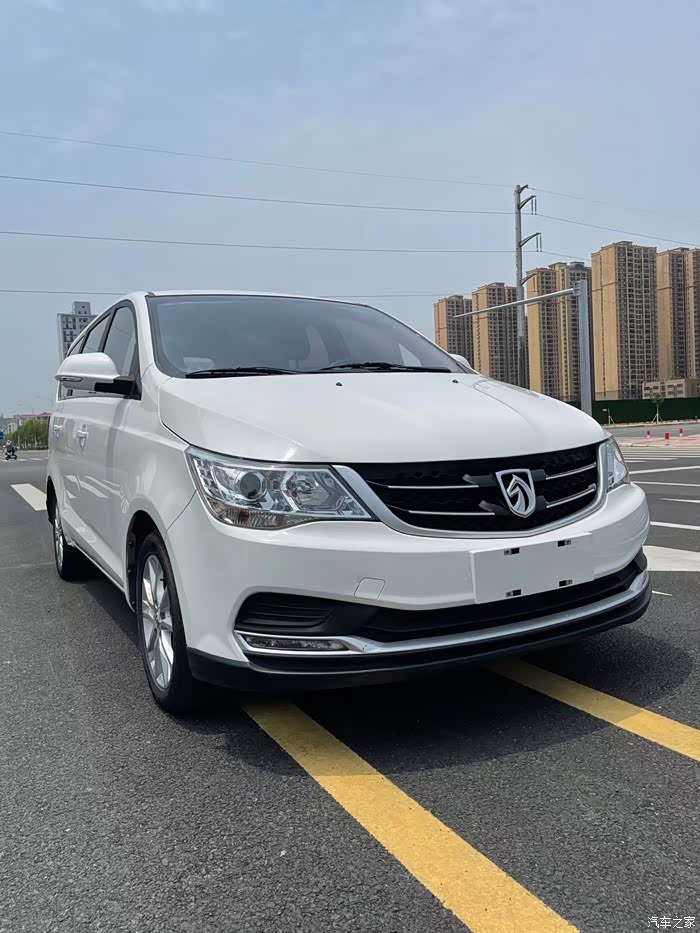 19年宝骏730手动15l