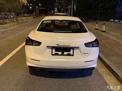 玛莎拉蒂吉博力2021款简单提车作业