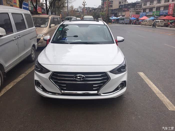 新款悦动哪个颜色好