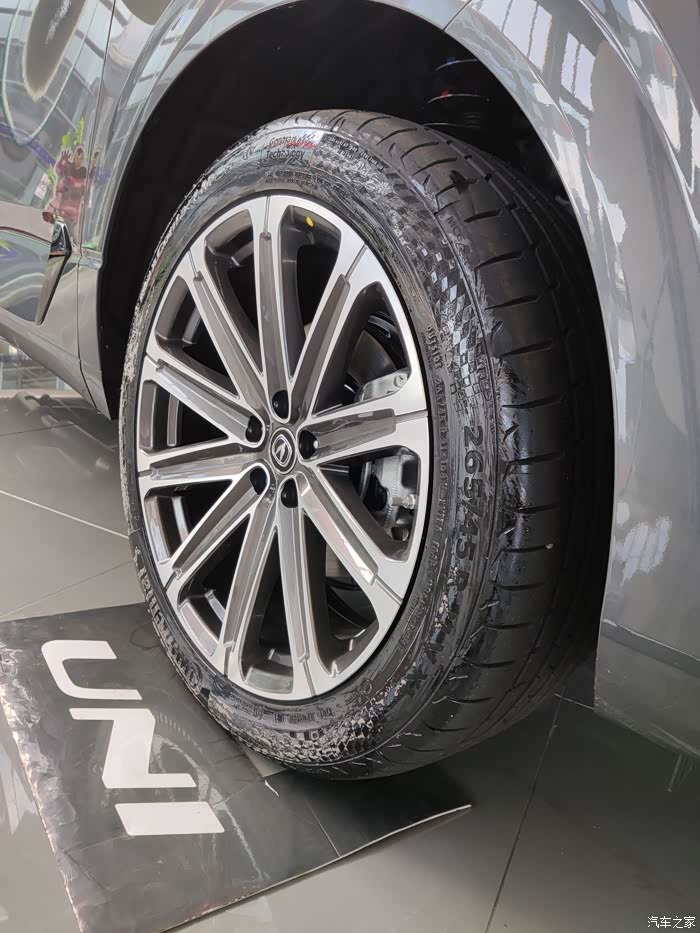 unik21寸马牌轮胎