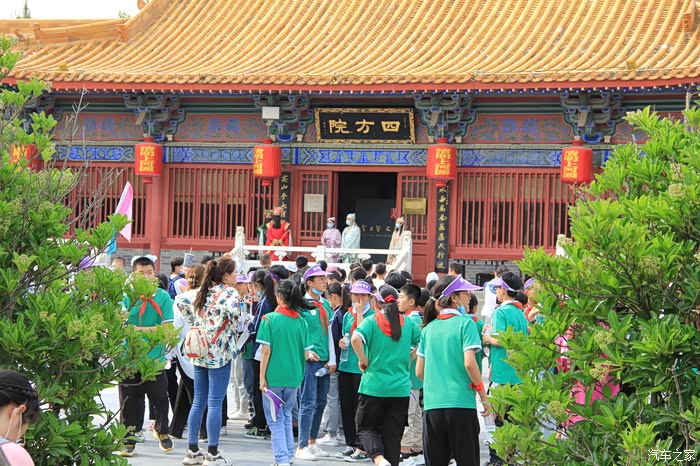 畅游从画卷中走出来的清明上河园