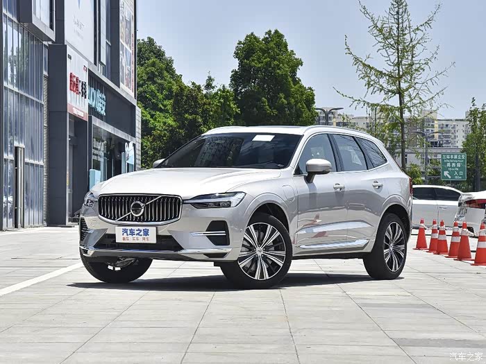 xc60t8晨光银提车防一血