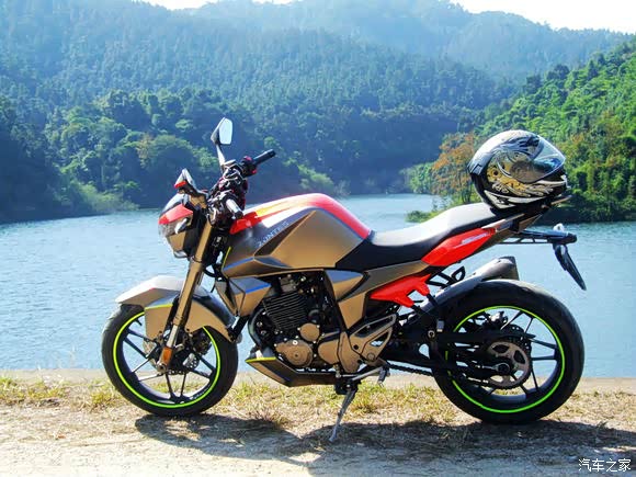 【摩托】2015年出品2w元内小排公路运动车型(2.6已更完gpr125)