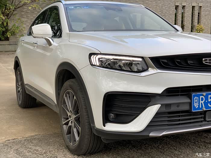 众多产品中脱颖而出吉利星越300t耀星者动力好颜值高