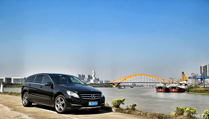 18773 | 回复: 68 奔驰r级论坛 闲来无事,给适合我的r来几张吧.