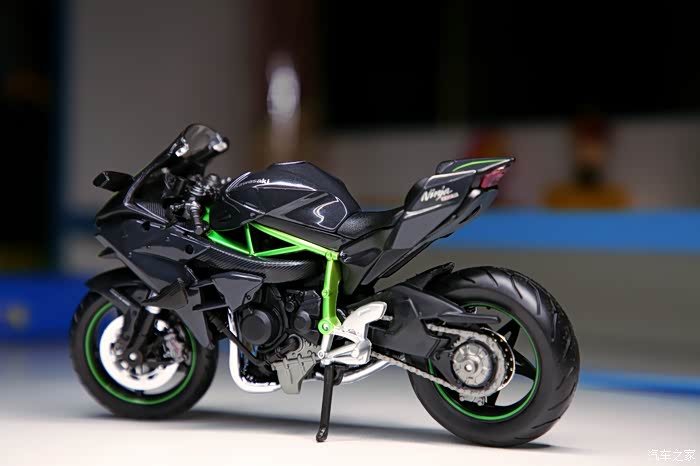 【卡卡pai车模】地表最强摩托车,川崎h2r重机车
